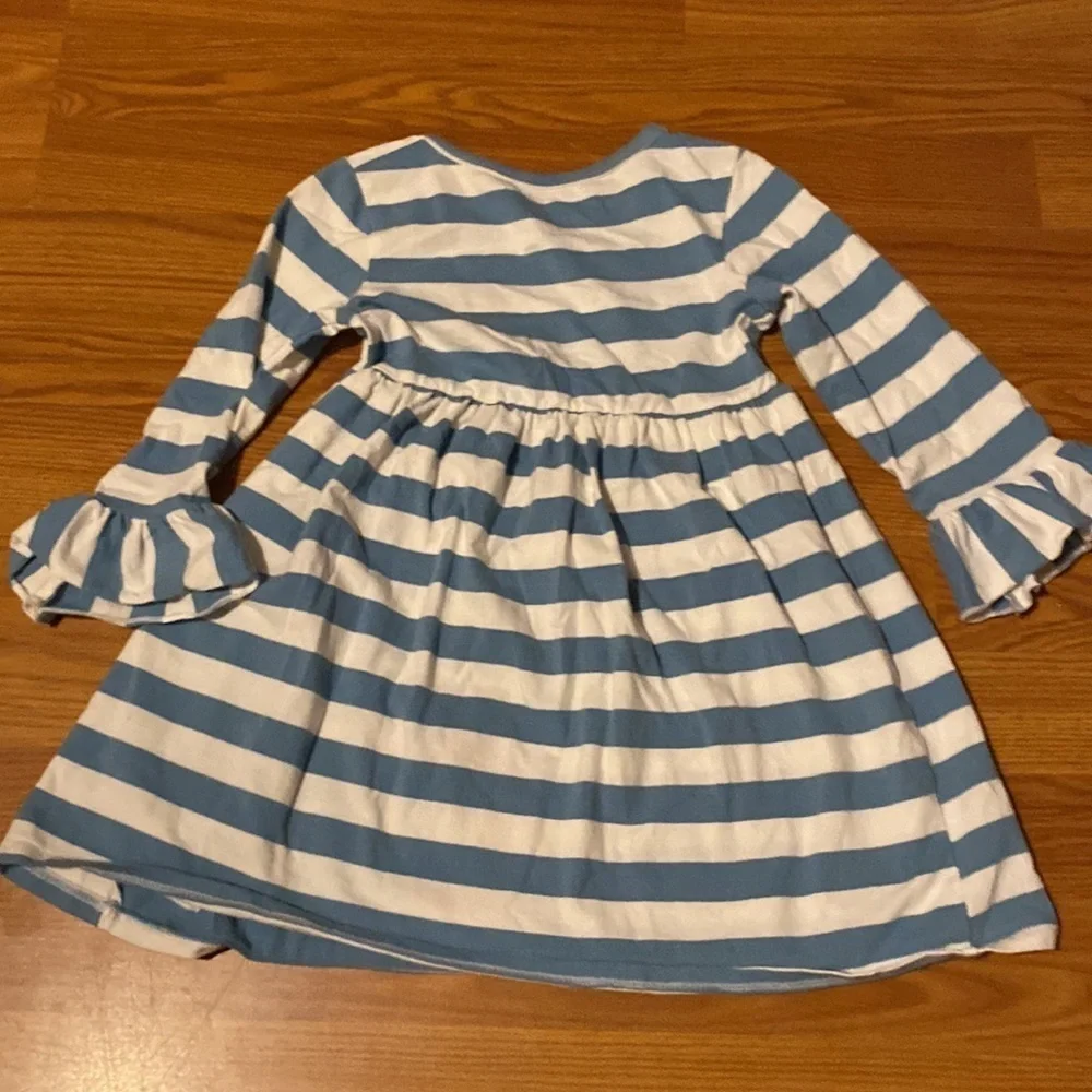 Girl’s Long Sleeve Dress size Large (CJ)